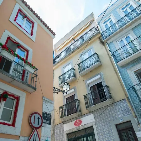 Portugal Here I - Alfama Апартаменты Лиссабон